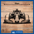 Afmetingen van de Formule 1 wanddecoratie, 80x48 cm, gemaakt van 2 mm dik staal voor een robuuste uitstraling en 3D-effect.