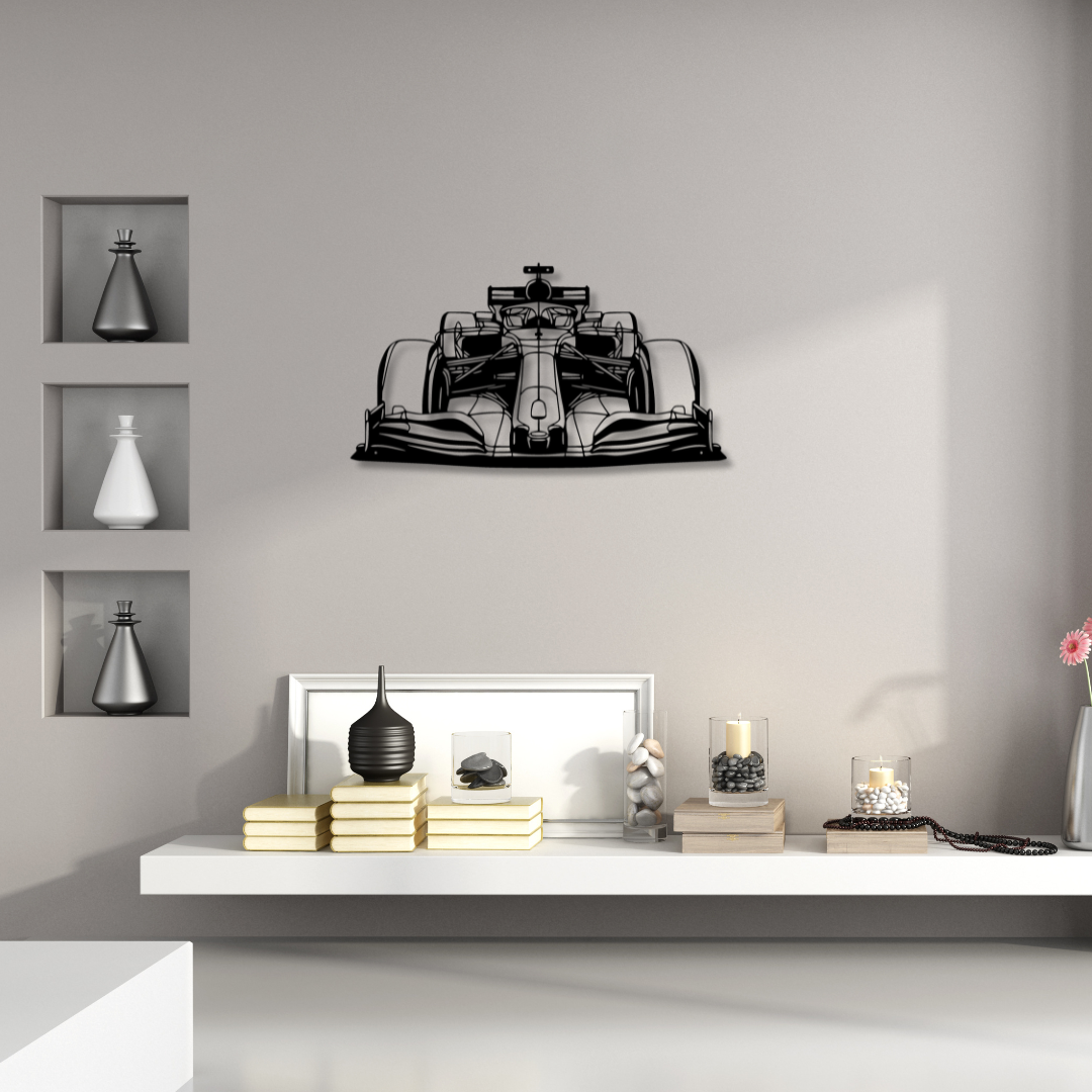 Formule 1 stalen wanddecoratie in mancave, met een moderne en stoere uitstraling door het 3D-effect.